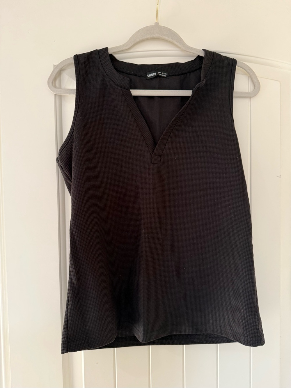 SHEIN Black Textured Notch-Neck Tank Top